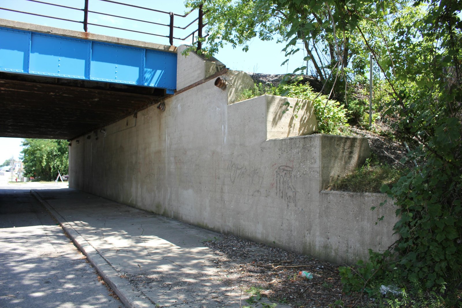 South abutment